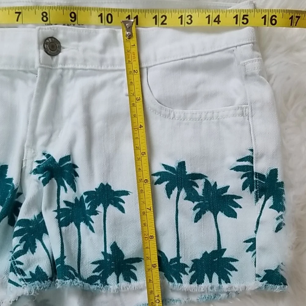 0ld Navy Diva 3 cut-off Blue Palm jeans shorts